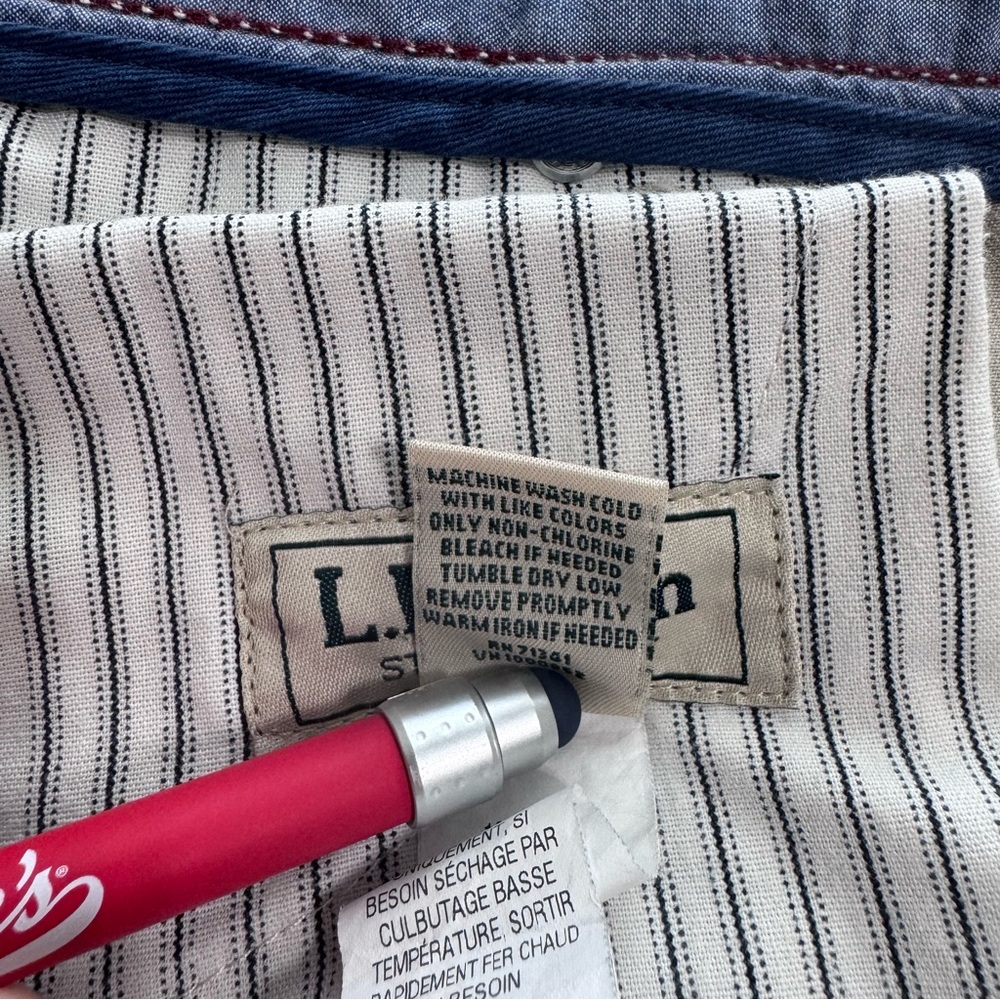 L.L.Bean Men’s Casual Standard Fit 100% Cotton Light Khakis, EUC - Picture 5 of 7